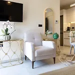 Meraviglia Apartment